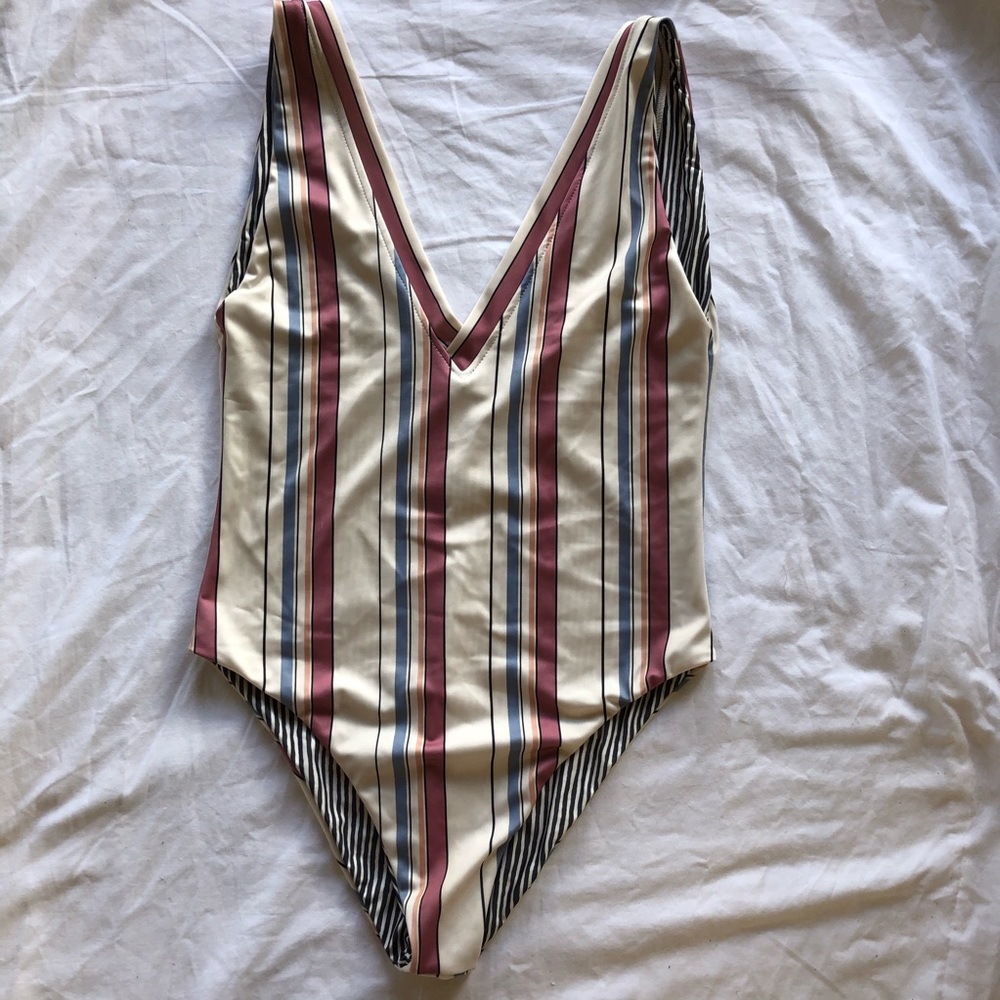 ONE PIECE- rove swimwear